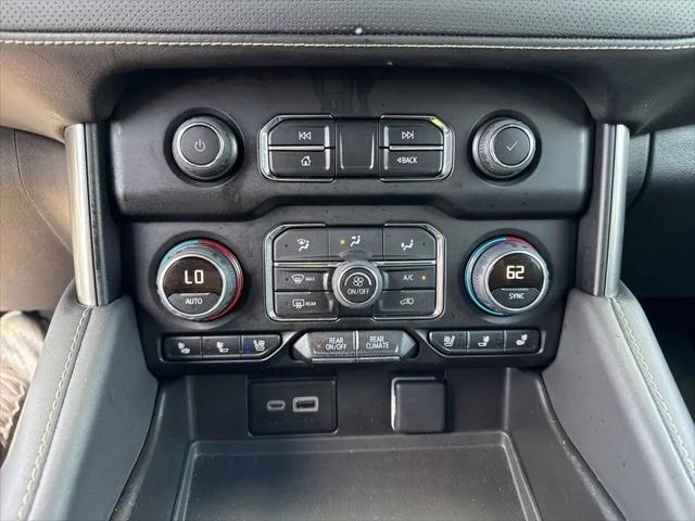 2023 Chevrolet Suburban 4WD Premier