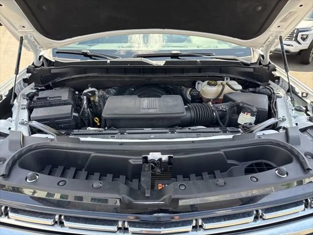 2023 Chevrolet Suburban 4WD Premier