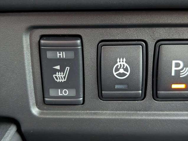 2026 Nissan Frontier Crew Cab SV 4x2