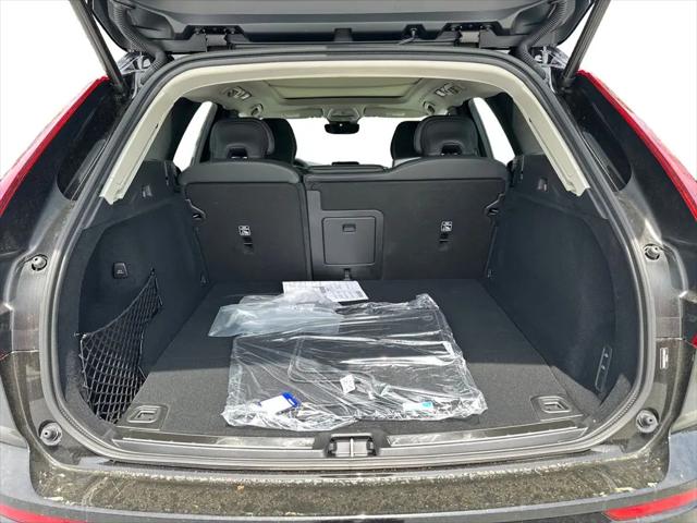 2026 Volvo XC60 Plug-In Hybrid Ultra, T8 AWD Electric/Gasoline, Dark