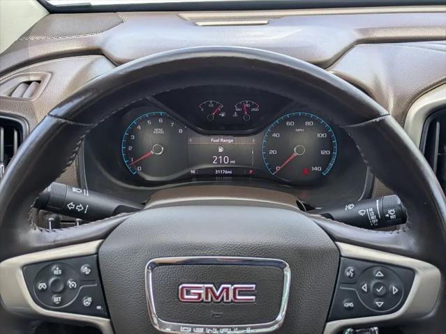 2022 GMC Canyon 4WD Crew Cab Short Box Denali