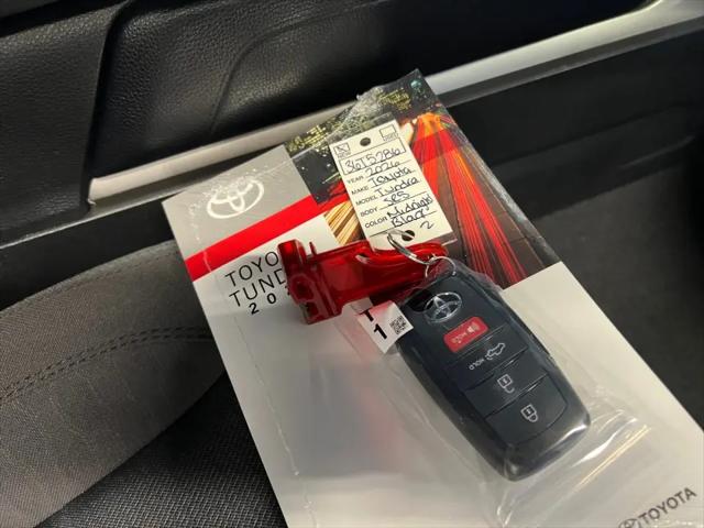 2026 Toyota Tundra SR5 CrewMax 5.5' Bed