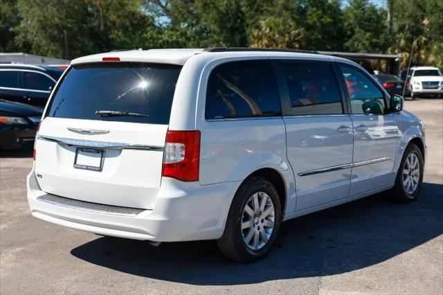 2015 Chrysler Town & Country Touring