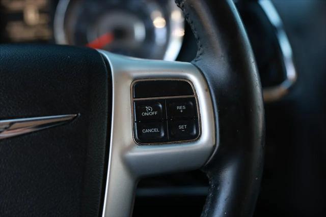 2015 Chrysler Town & Country Touring