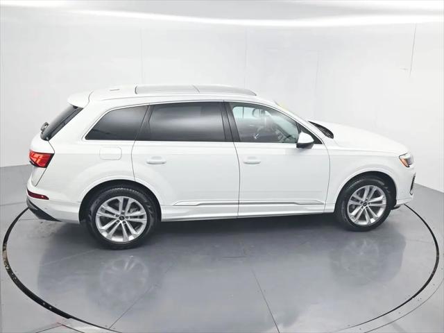 2025 Audi Q7 Premium Plus 55 TFSI quattro Tiptronic