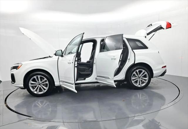 2025 Audi Q7 Premium Plus 55 TFSI quattro Tiptronic