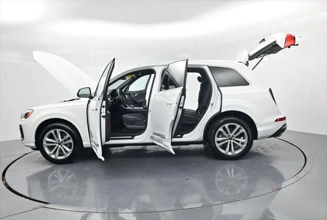 2025 Audi Q7 Premium Plus 55 TFSI quattro Tiptronic