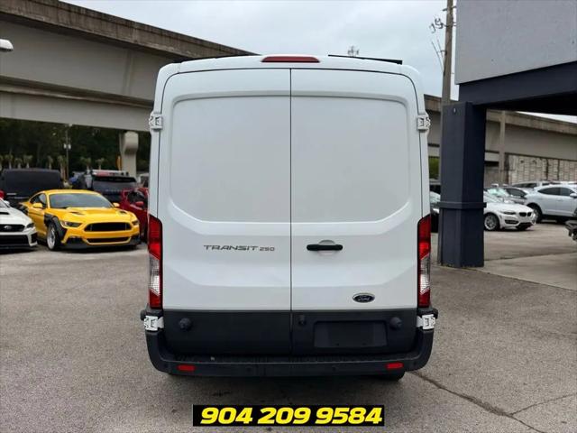 2017 Ford Transit T-250