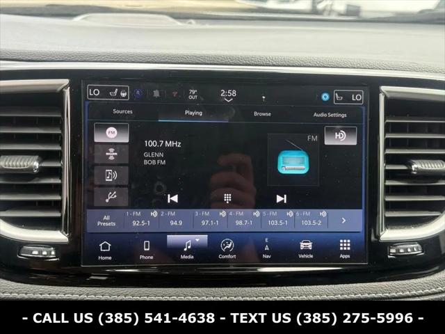 2024 Chrysler Pacifica Hybrid Select