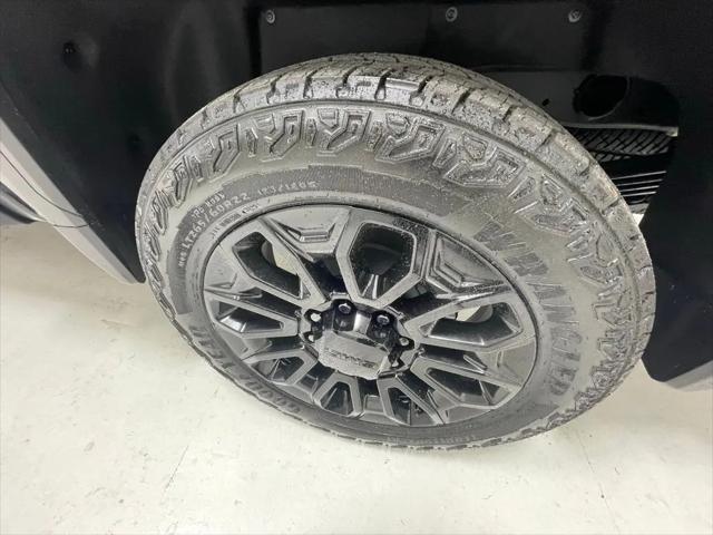 2026 GMC Sierra 2500HD Crew Cab, Standard Bed, Denali Ultimate, 4WD