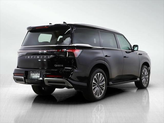 2025 INFINITI QX80 LUXE AWD