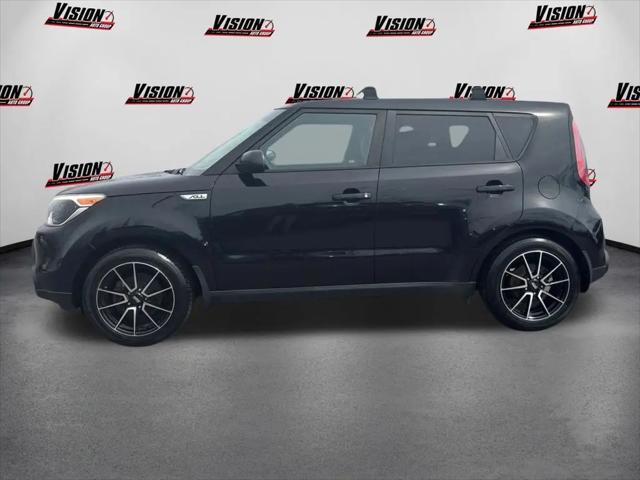 2016 Kia Soul Base
