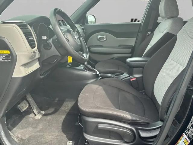 2016 Kia Soul Base
