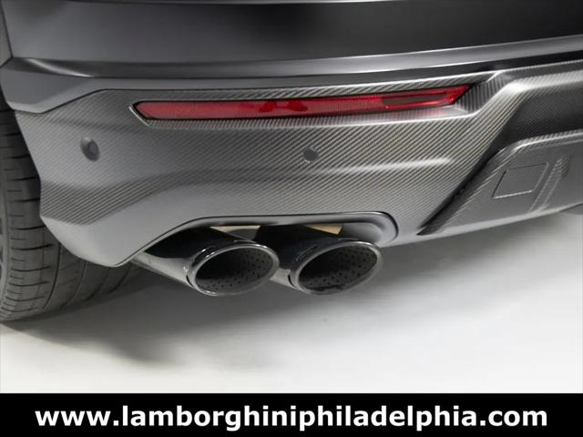 2022 Lamborghini Urus Graphite Capsule