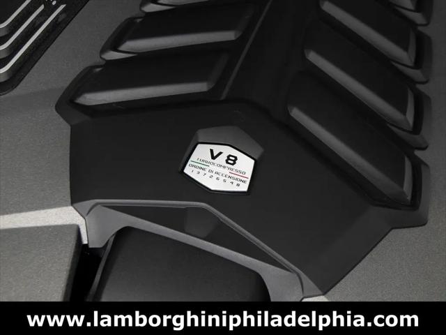2022 Lamborghini Urus Graphite Capsule