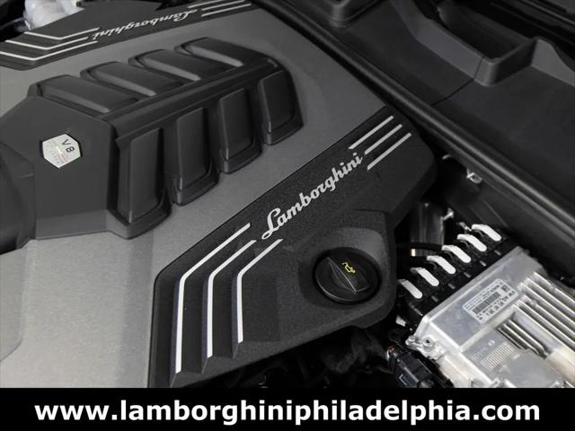 2022 Lamborghini Urus Graphite Capsule