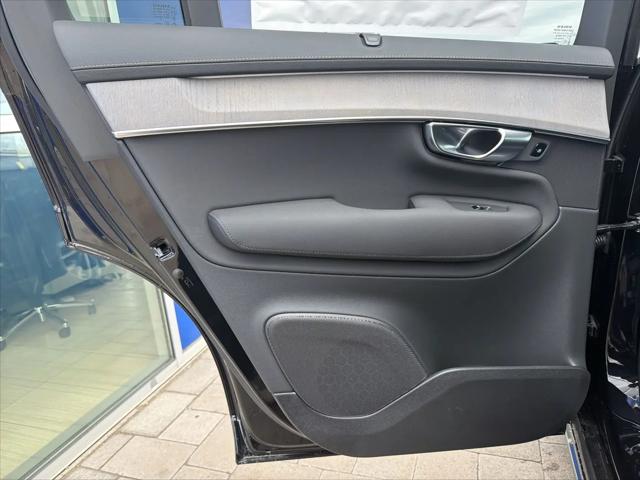 2026 Volvo XC90 Plug-In Hybrid Ultra, T8 AWD, Electric/Gasoline, Bright, 7 Seats