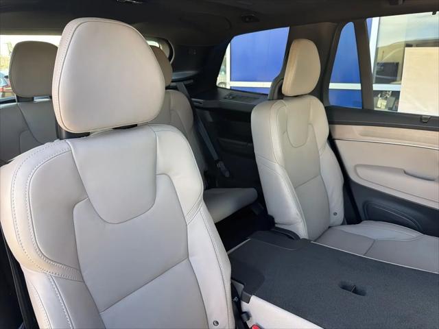 2026 Volvo XC90 Plug-In Hybrid Ultra, T8 AWD, Electric/Gasoline, Bright, 7 Seats