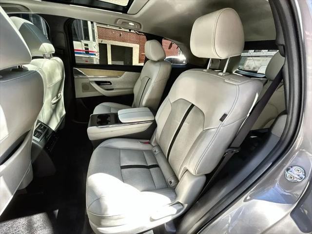 2025 Mazda X-90 3.3 Turbo S Premium Plus Package