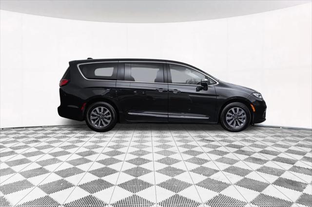2023 Chrysler Pacifica Hybrid Limited