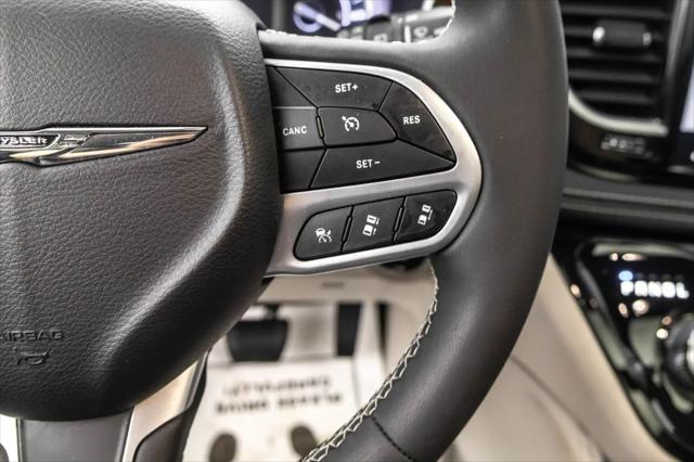 2023 Chrysler Pacifica Hybrid Limited