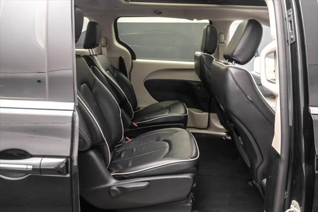 2023 Chrysler Pacifica Hybrid Limited