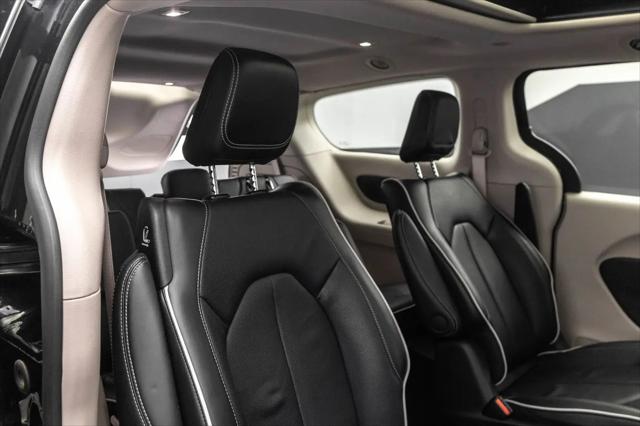 2023 Chrysler Pacifica Hybrid Limited