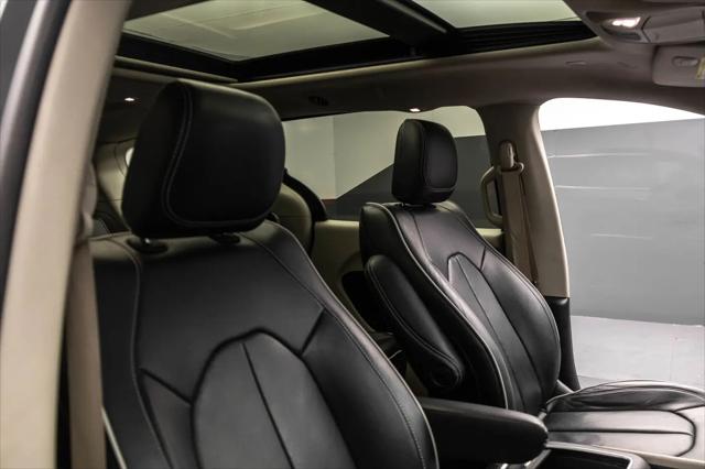 2023 Chrysler Pacifica Hybrid Limited