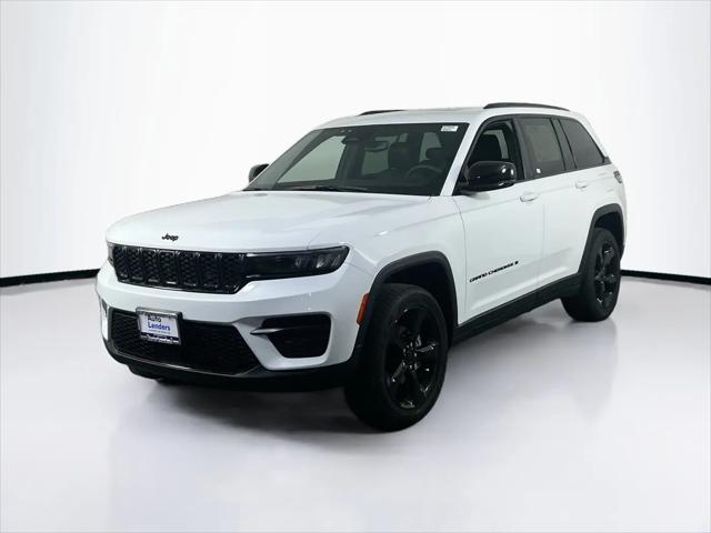 2023 Jeep Grand Cherokee Altitude 4x4 for sale in Williamstown, NJ