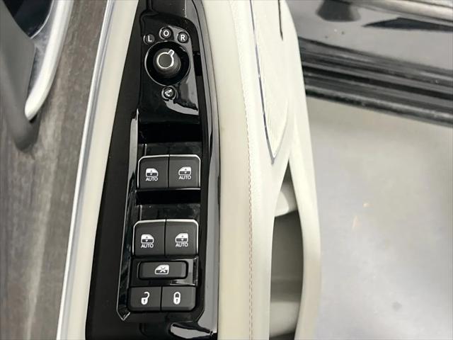 2023 Jeep Grand Cherokee L Overland 4x4