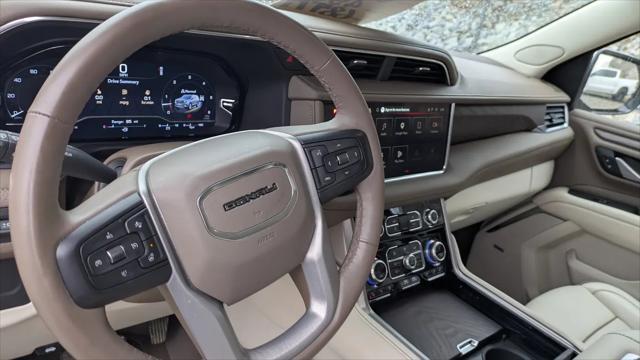 2023 GMC Yukon 4WD Denali