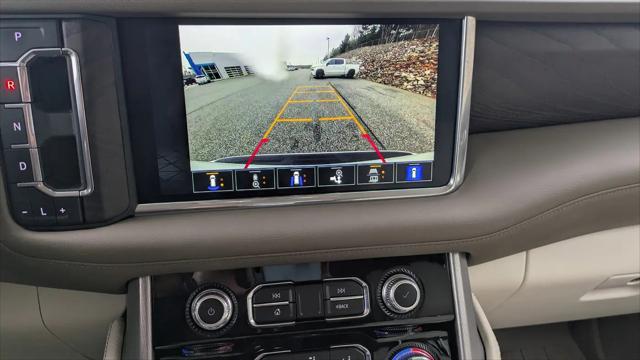 2023 GMC Yukon 4WD Denali