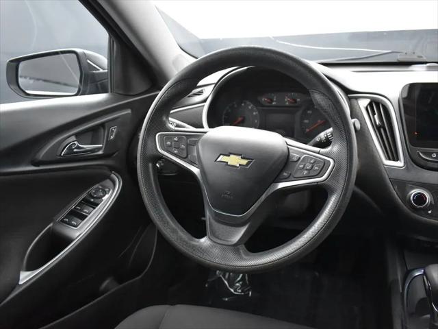 2022 Chevrolet Malibu FWD LT