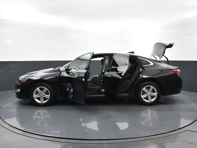 2022 Chevrolet Malibu FWD LT