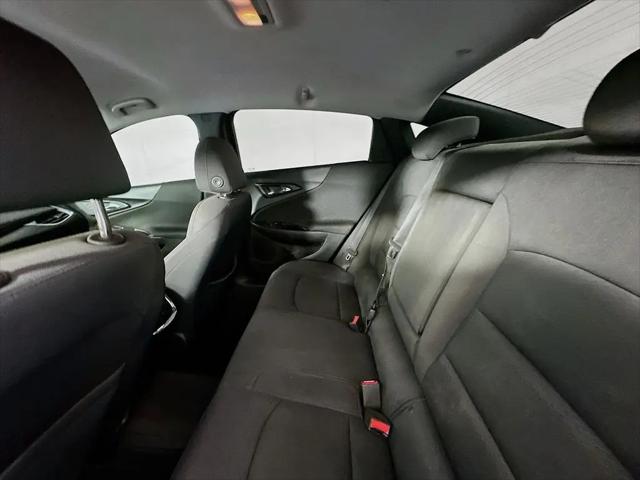 2017 Chevrolet Malibu 1LT