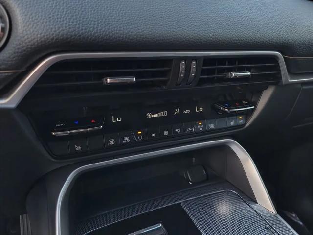 2024 Mazda X-90 3.3 Turbo Preferred Plus
