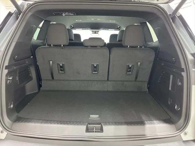 2026 GMC Acadia Elevation FWD