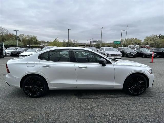 2025 Volvo S60 T8 Ultra Black Edition