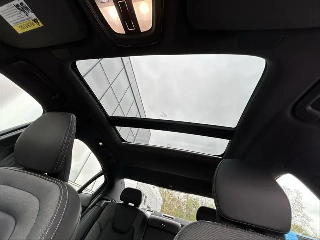 2025 Volvo S60 T8 Ultra Black Edition