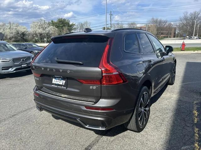 2023 Volvo XC60 B5 Plus Dark Theme