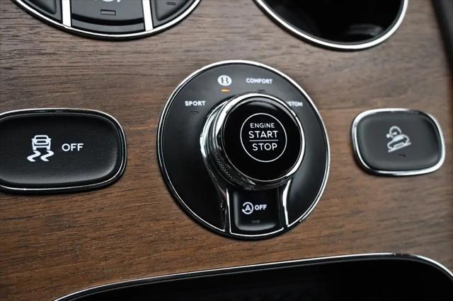 2023 Bentley Bentayga V8