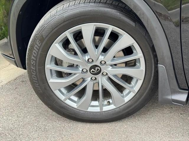 2023 INFINITI QX50 LUXE AWD