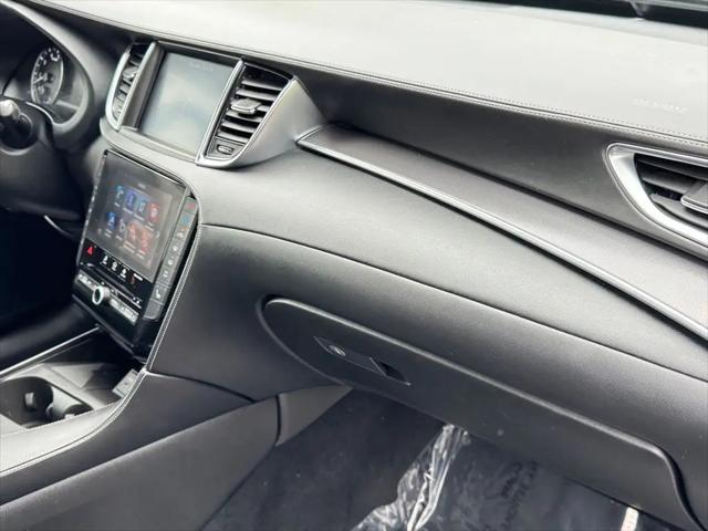 2023 INFINITI QX50 LUXE AWD