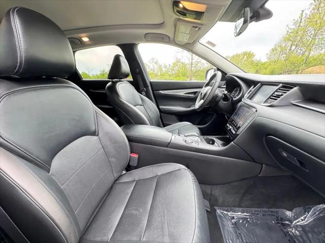 2023 INFINITI QX50 LUXE AWD