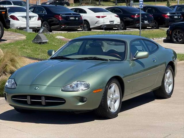 1998 Jaguar XK8 Standard