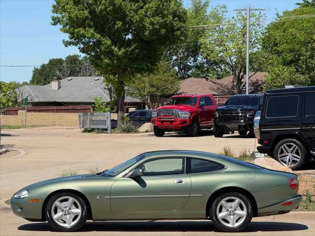 1998 Jaguar XK8 Standard