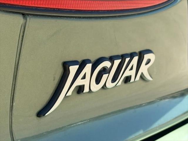 1998 Jaguar XK8 Standard