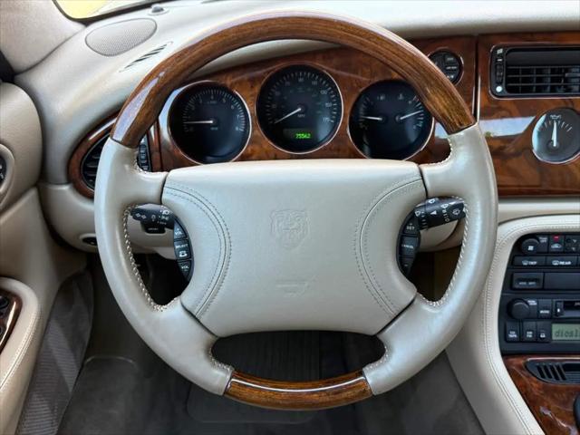 1998 Jaguar XK8 Standard