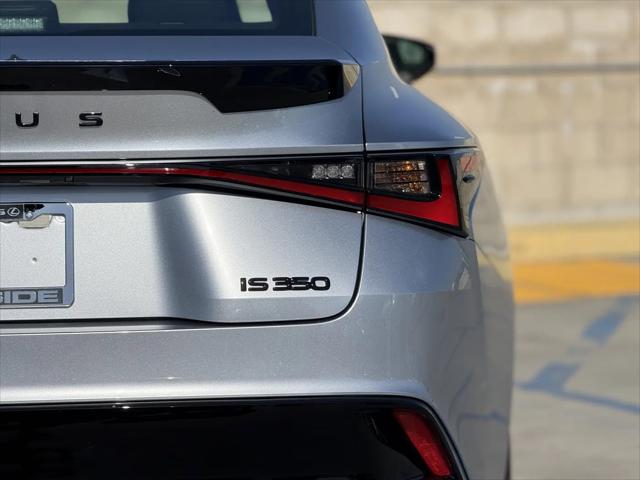 2026 Lexus IS 350 F SPORT Design