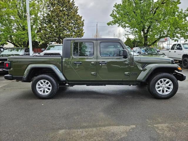 2023 Jeep Gladiator Sport S